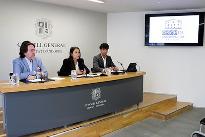 D'esquerra a dreta Carles Naudi d'Areny-Plandolit, Meritxell López i Pol Bartolomé.