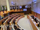 Aprovada per majoria la llei qualificada de modificació de la Llei 30/2018, del 6 de desembre, qualificada de seguretat pública i de la Llei general de sanitat, del 20 de març de 1989, per preveure mesures obligatòries per protegir la salut pública.