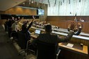 Aprovada per majoria la pròrroga de dos mesos per poder aplicar les mesures per evitar la propagació de la COVID-19. Aprovada per majoria la pròrroga de dos mesos per poder aplicar les mesures per evitar la propagació de la COVID-19.