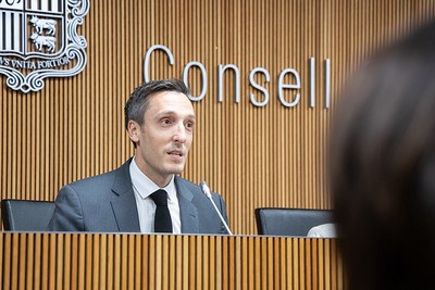 Isaac Galobardes, director de l'AQUA, durant la compareixença.