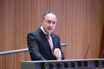 Debat sobre l'Orientació Política del Govern (Jornada 1)