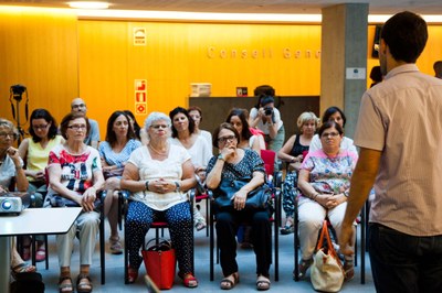 El Consell General acull la primera xerrada del cicle “Repetim”