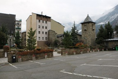 Aspecte actual de la zona posterior de la Casa de la Vall