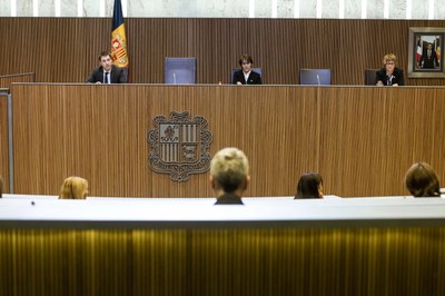 EDU_4990.jpg