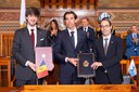 El Consell General i el Consell Gran i General de San Marino signen un memoràndum d’entesa per potenciar la col·laboració parlamentària El Consell General i el Consell Gran i General de San Marino signen un memoràndum d’entesa per potenciar la col·laboració parlamentària