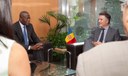 El ministre d’Economia Digital i de Correus del Gabon visita el Consell General El ministre d’Economia Digital i de Correus del Gabon visita el Consell General