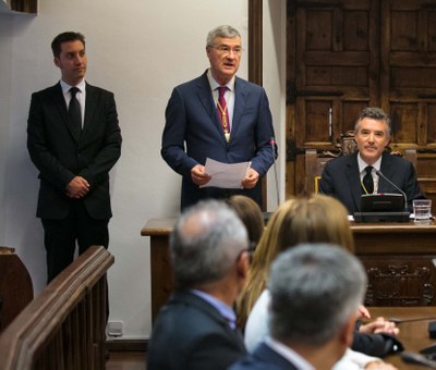 Lectura de la declaració del Copríncep francès, Sa Excel·lència el Sr. Emmanuel Macron, d'exercir les seves funcions d'acord amb la Constitució