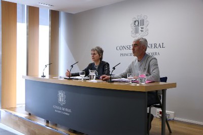 Susanna Vela i Marg Magallon durant la roda de premsa