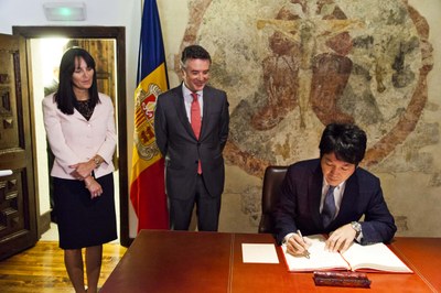 Visita del viceministre d'Afers Exteriors del Japó, Sr. Kentaro Sonoura, 30 de setembre de 2015