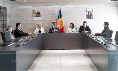 Els síndics generals reunits amb els cònsols i tres consellers comunals d'Ordino