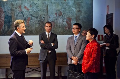 Visita de l'Associació per a la Promoció de les Relacions amb la Xina, 4 de desembre del 2014
