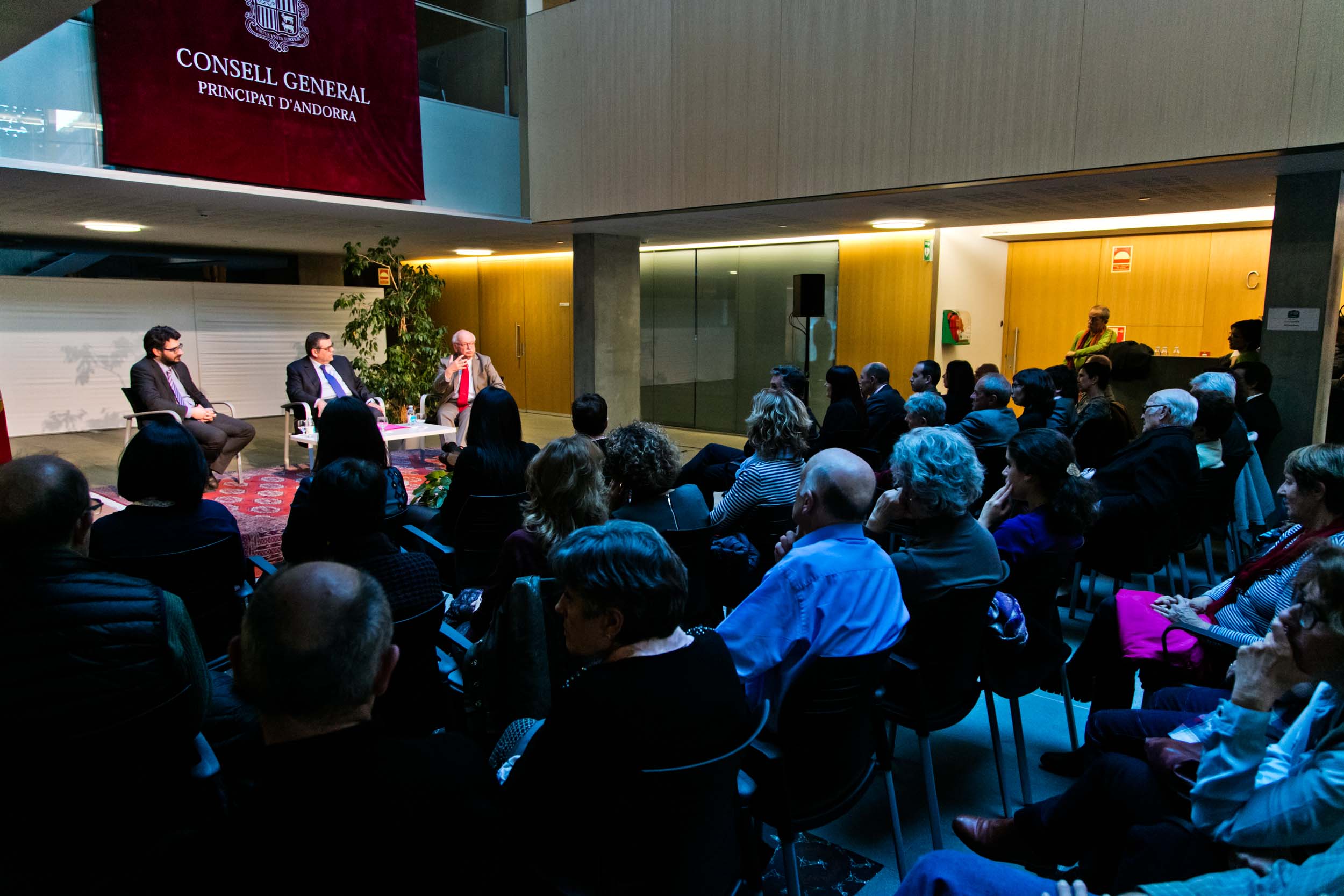 06-04-2016 Conferència Orsenna